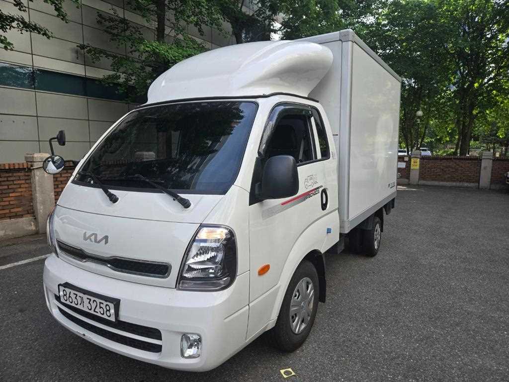 Small Truck Top_Delivery only tower car - Vista 3