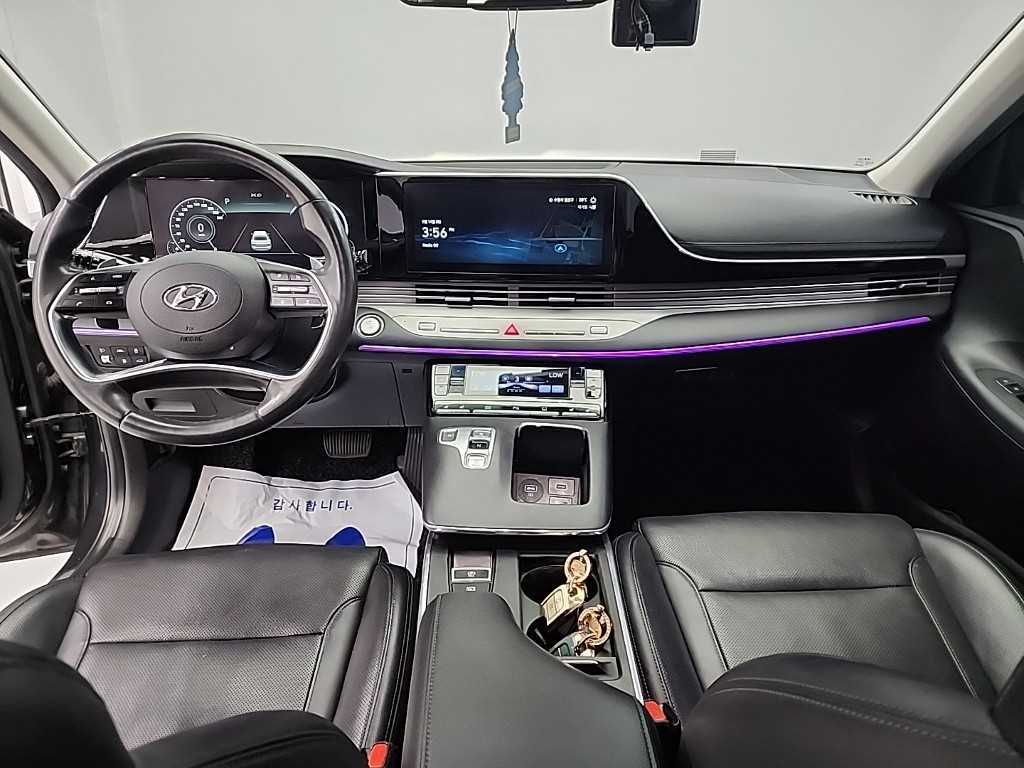 HYUNDAI Grandeur - Vista 7