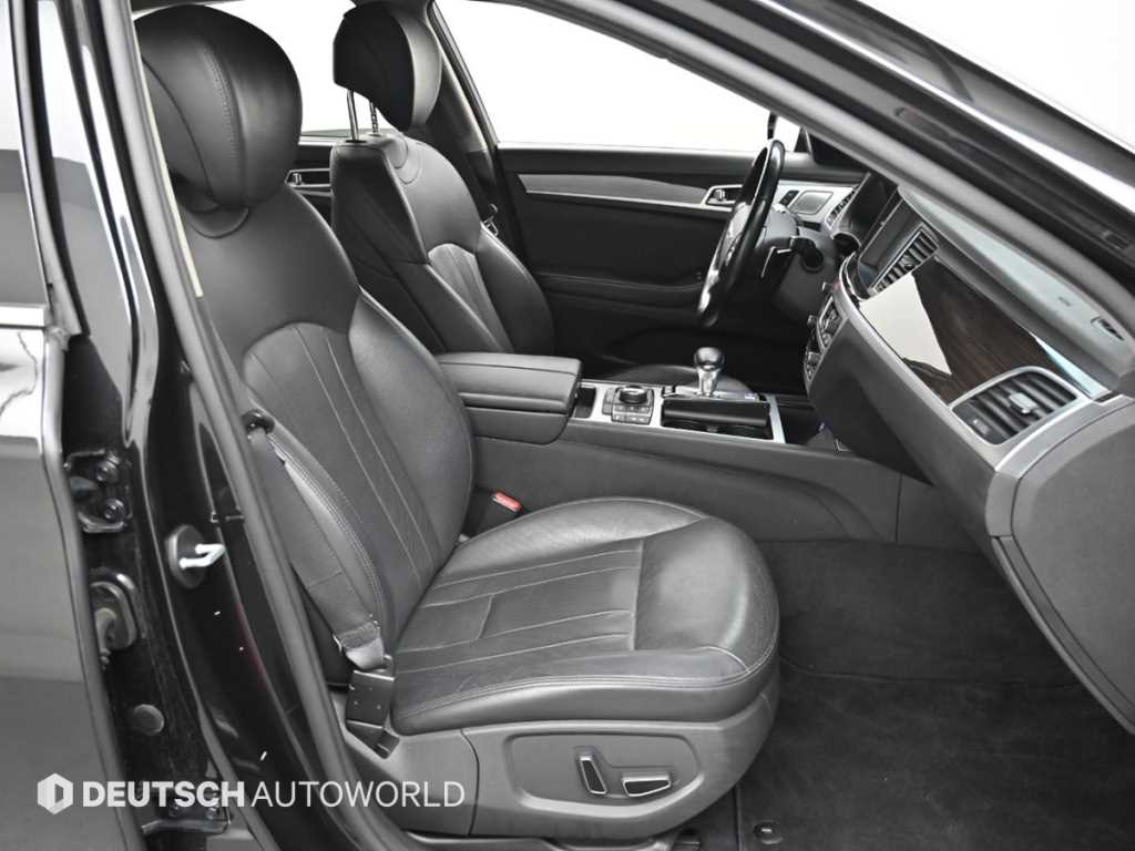 Genesis G80 - Vista 10
