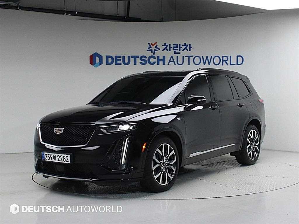 Cadillac XT6