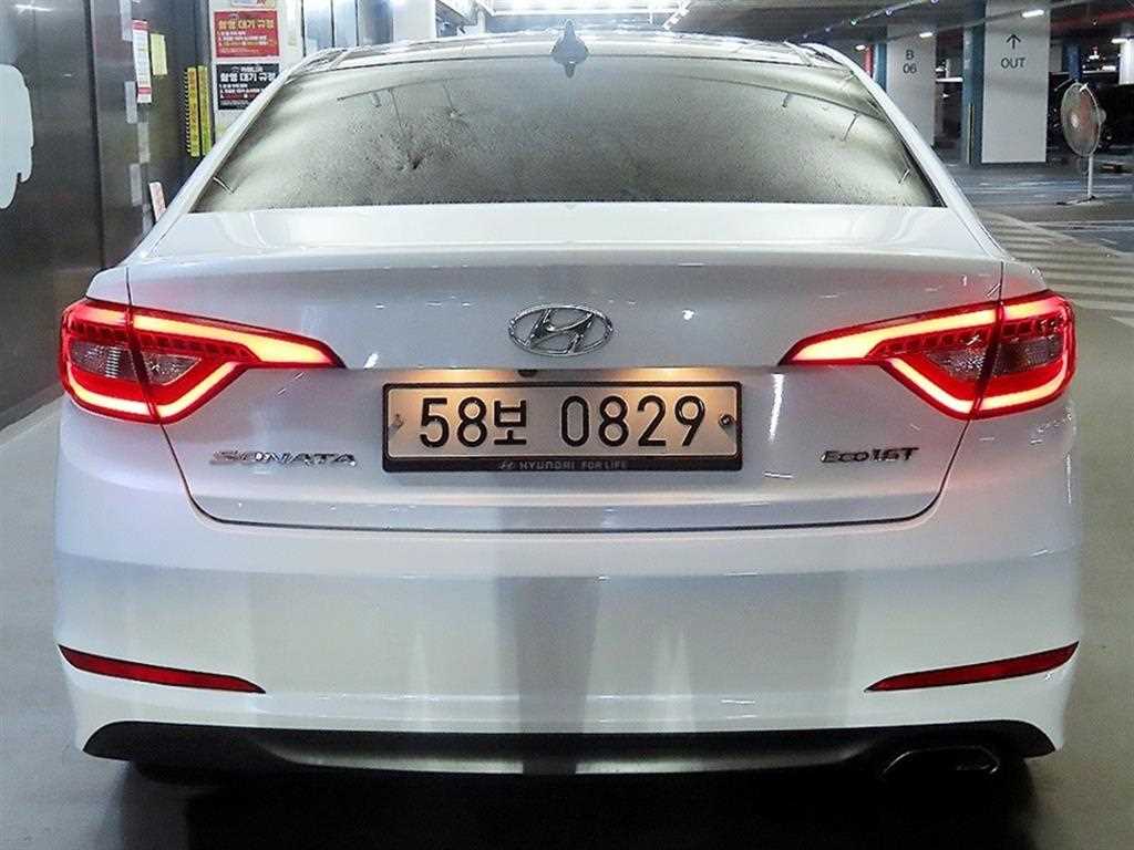 HYUNDAI Sonata - Vista 5