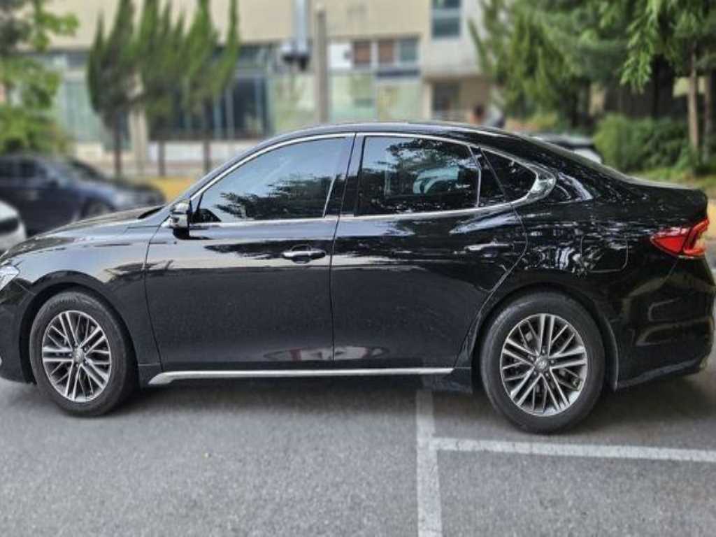 HYUNDAI Grandeur - Vista 3