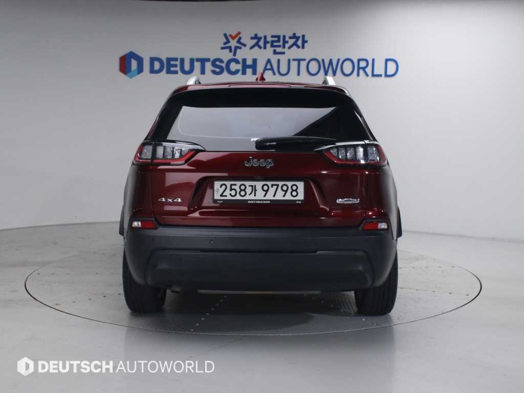 Jeep Cherokee - Vista 4