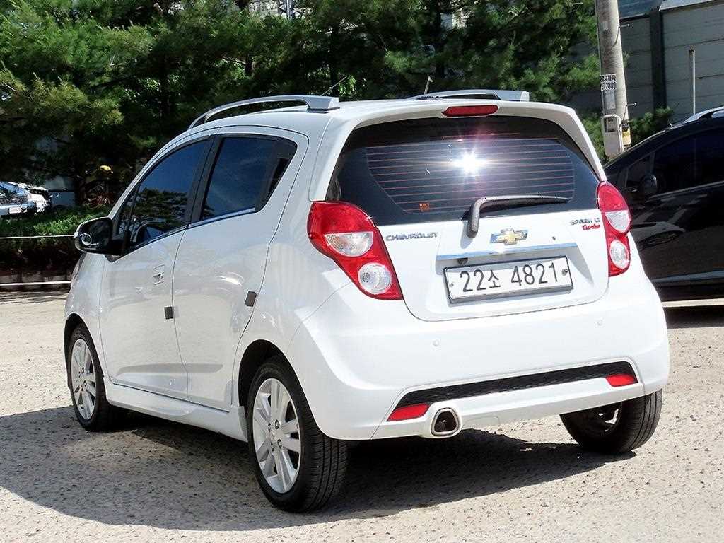 Chevrolet Spark - Vista 3