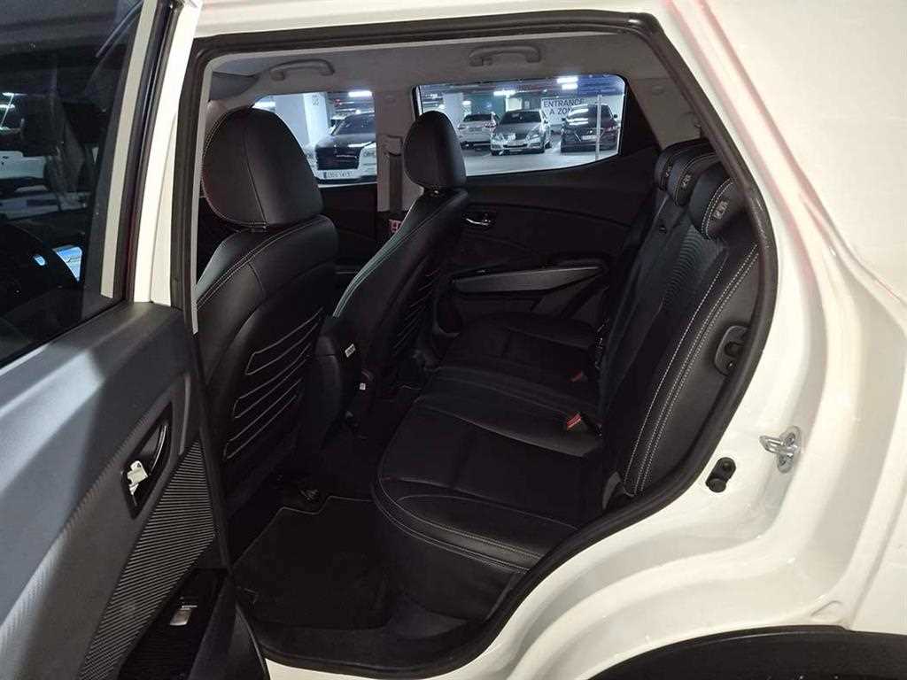 Ssangyong Tivoli - Vista 7
