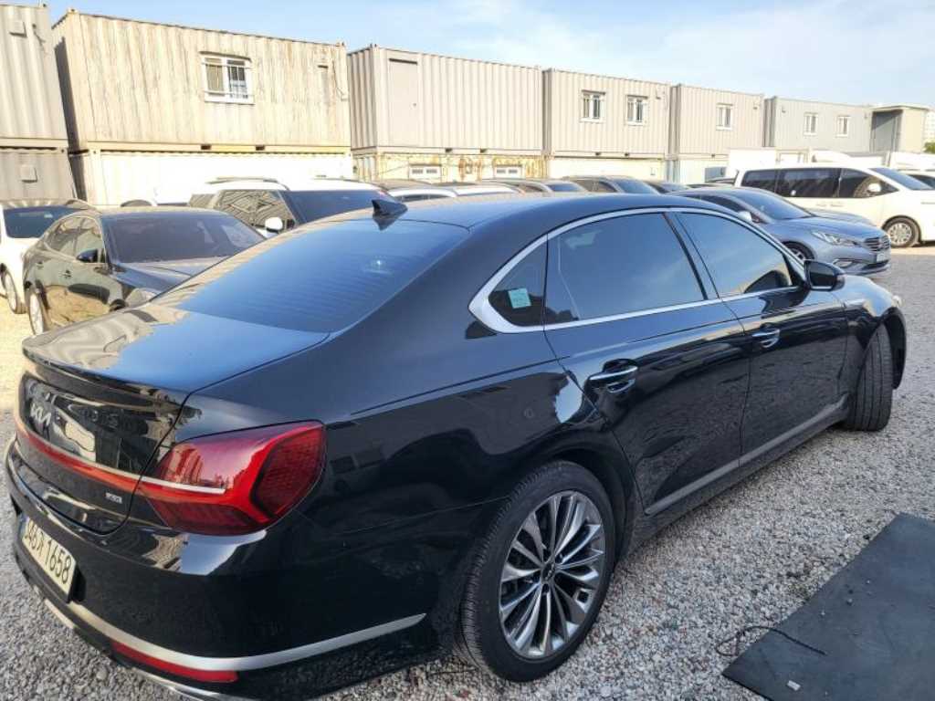 KIA K9 - Vista 6