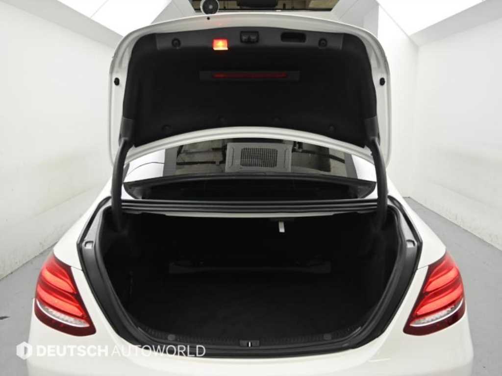 Mercedes Benz E class 2017 Blanco - Importación desde Corea - HF Imports Iquique - Foto 19