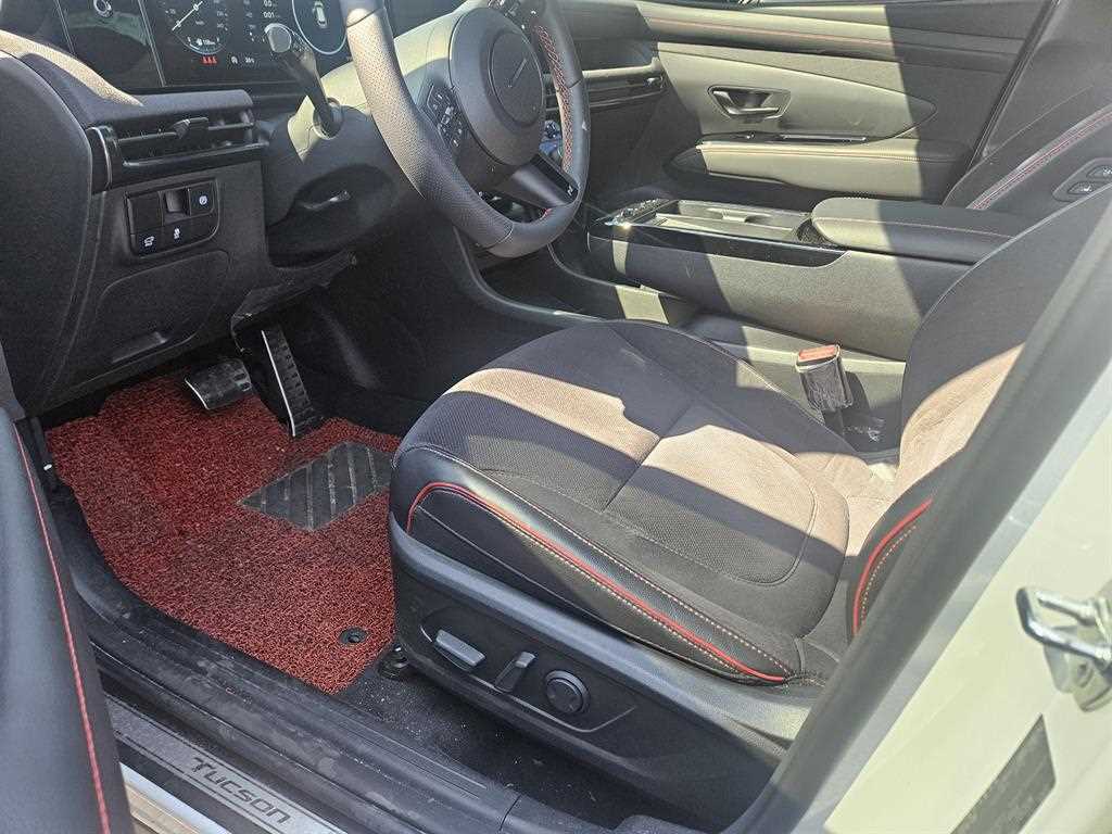 HYUNDAI Tucson - Vista 4