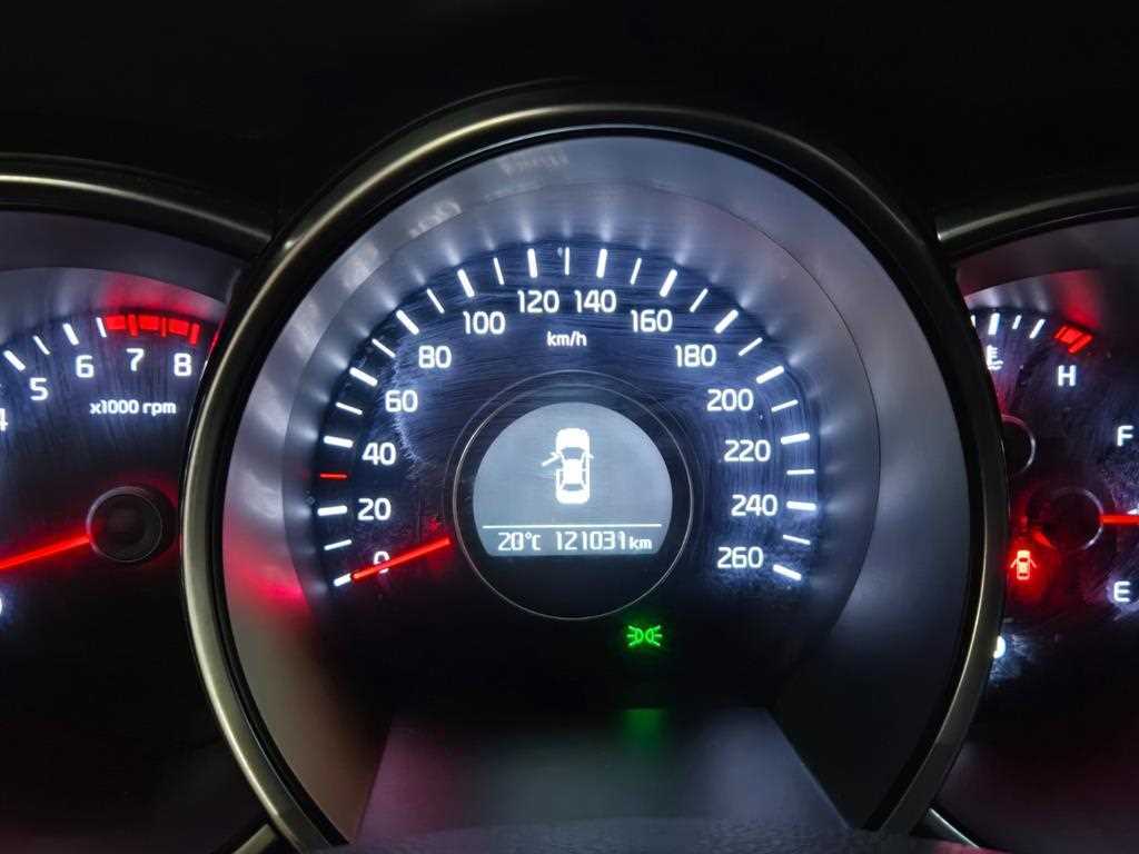 KIA K5 - Vista 6