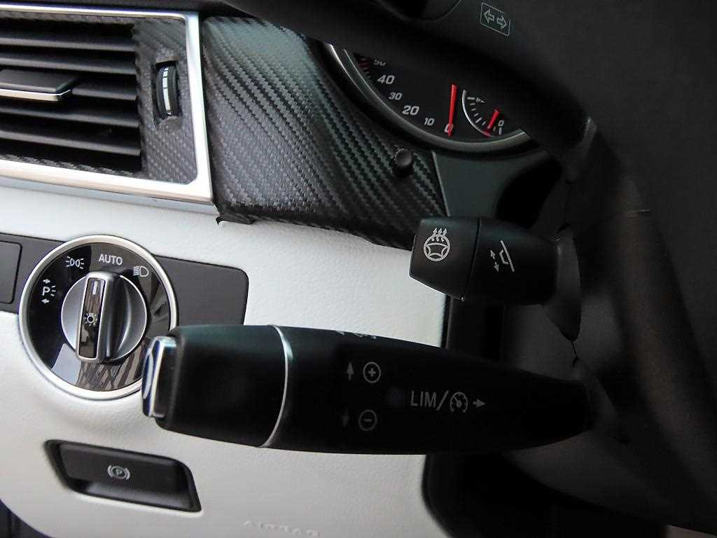 Mercedes Benz GLE Class - Vista 12