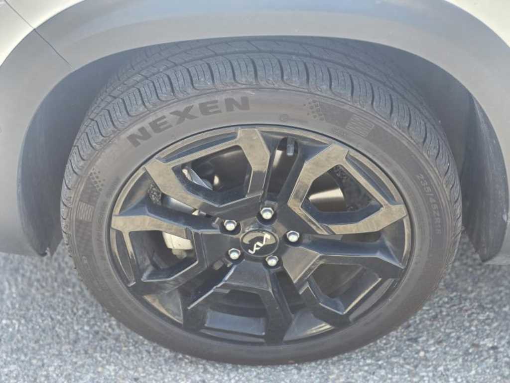 KIA Seltos - Vista 5