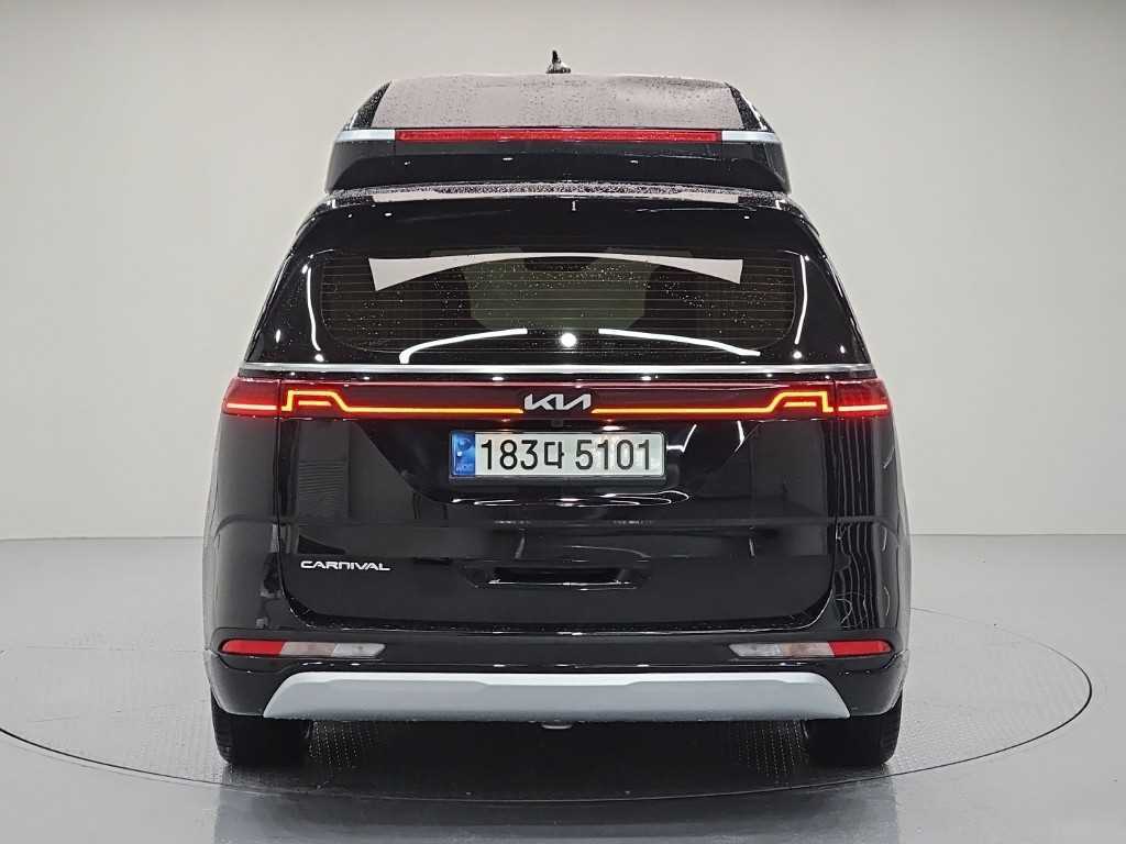 KIA Carnival - Vista 3