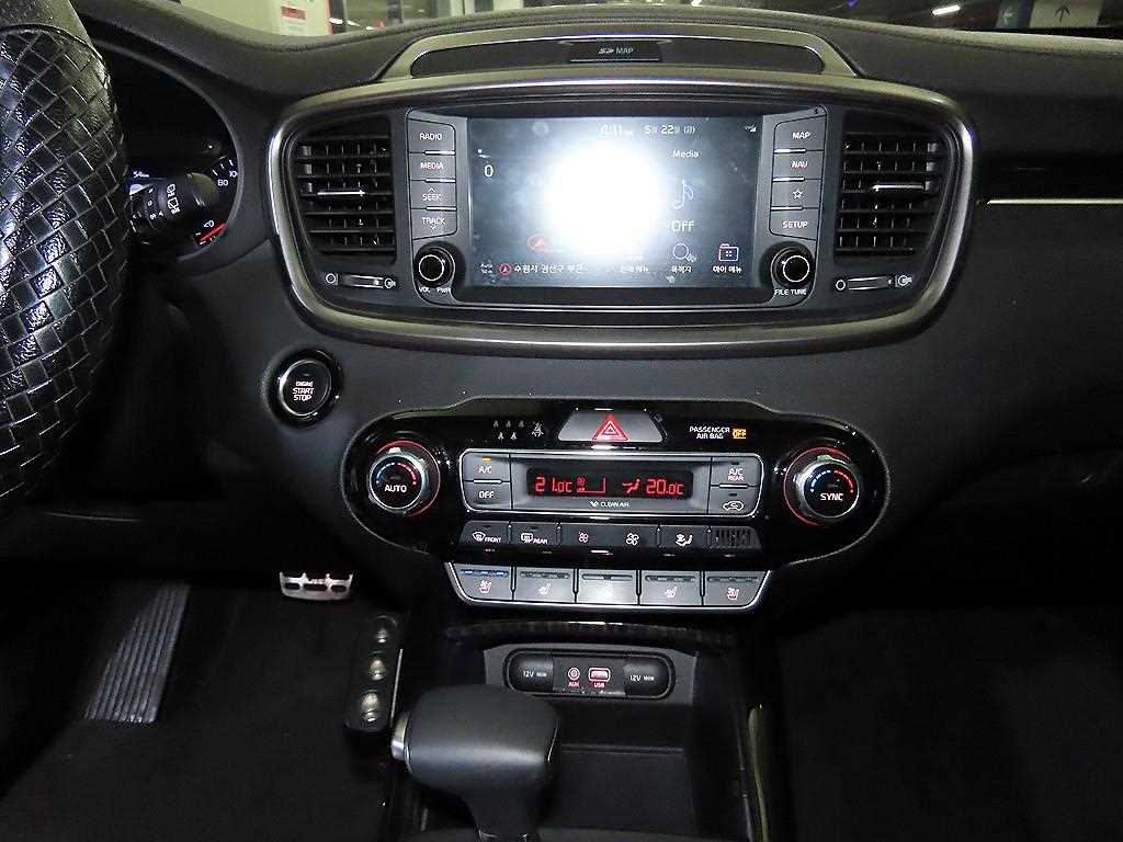 KIA Sorento - Vista 11