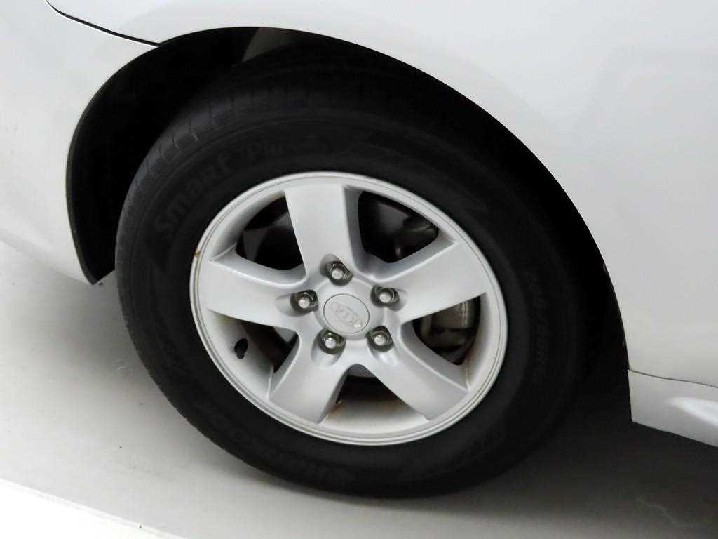 KIA Lotze 2009 Plateado - Importación desde Corea - HF Imports Iquique - Foto 19