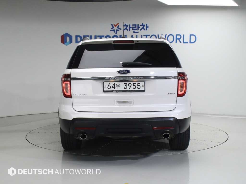 Ford Explorer - Vista 4
