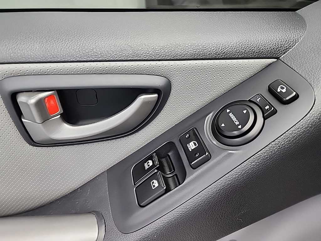 HYUNDAI Starex 2021 Blanco - Importación desde Corea - HF Imports Iquique - Foto 13