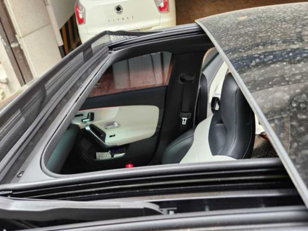 Mercedes Benz CLA Class 2021 Negro - Importación desde Corea - HF Imports Iquique - Foto 18