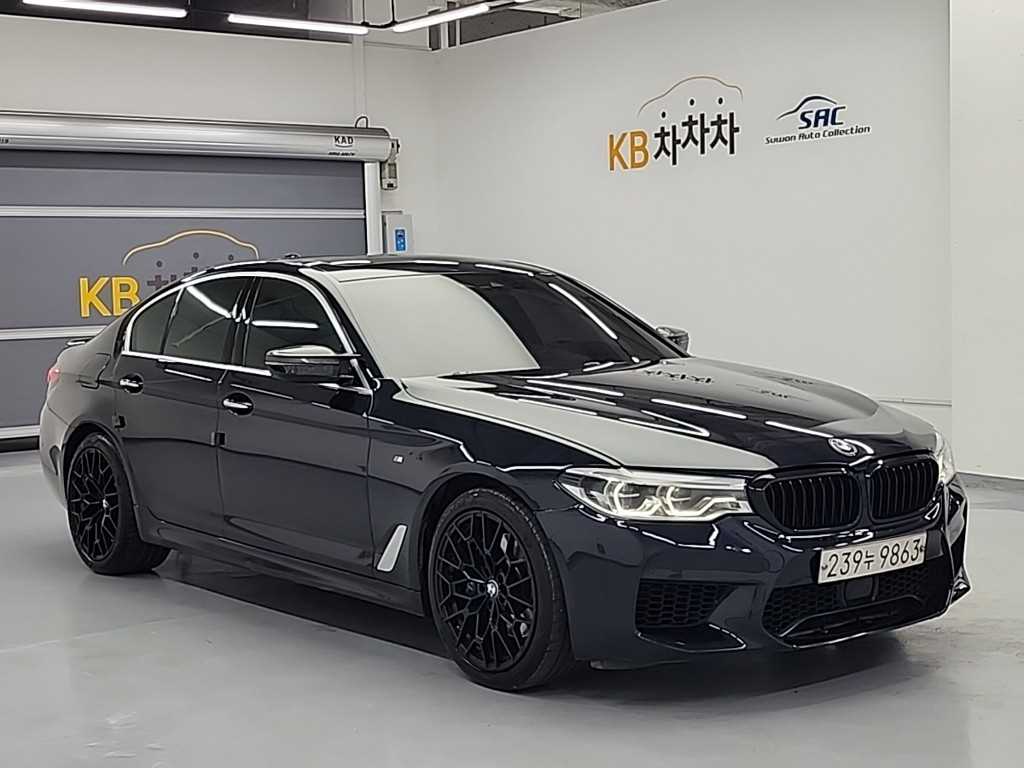 BMW 5 Series - Vista 4