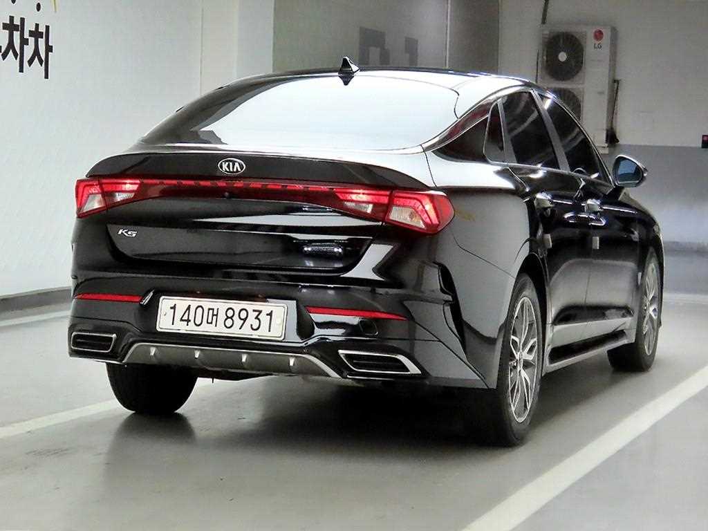 KIA K5 - Vista 4