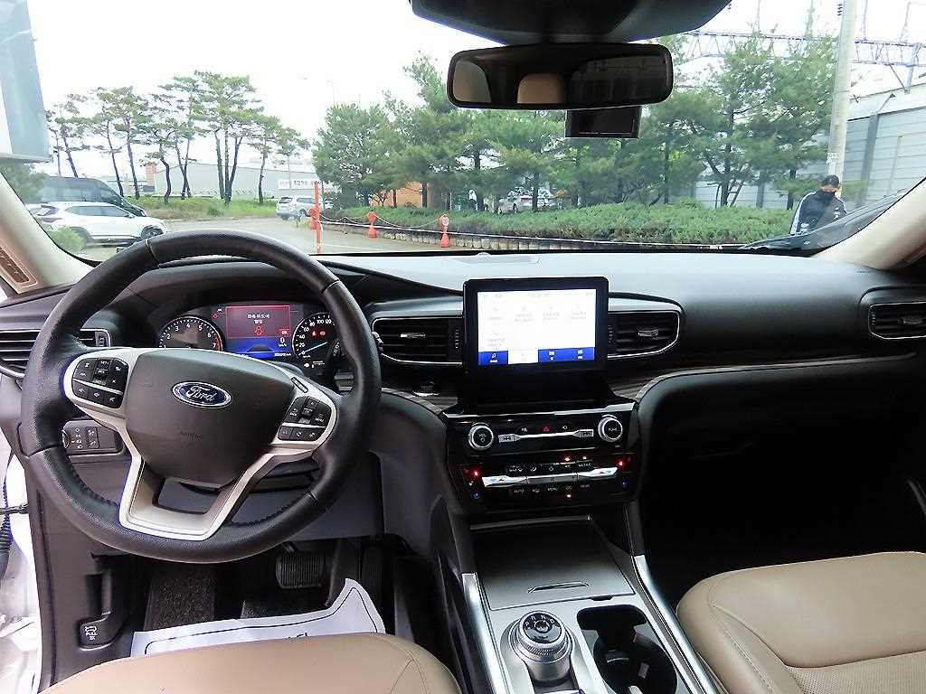 Ford Explorer - Vista 7