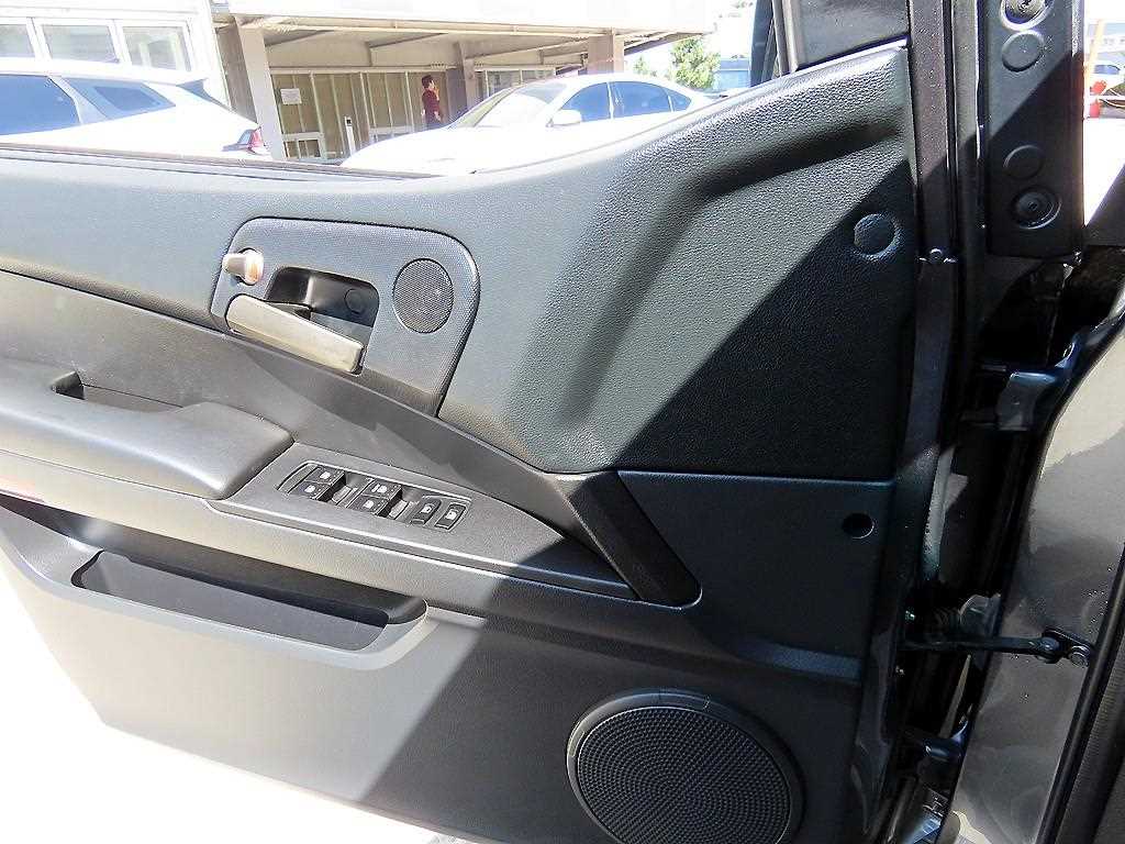 Ssangyong Korando - Vista 11
