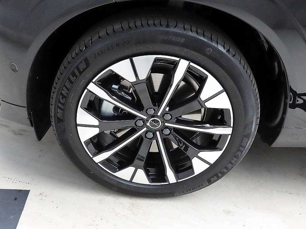 Volvo XC60 2026 Negro - Importación desde Corea - HF Imports Iquique - Foto 20