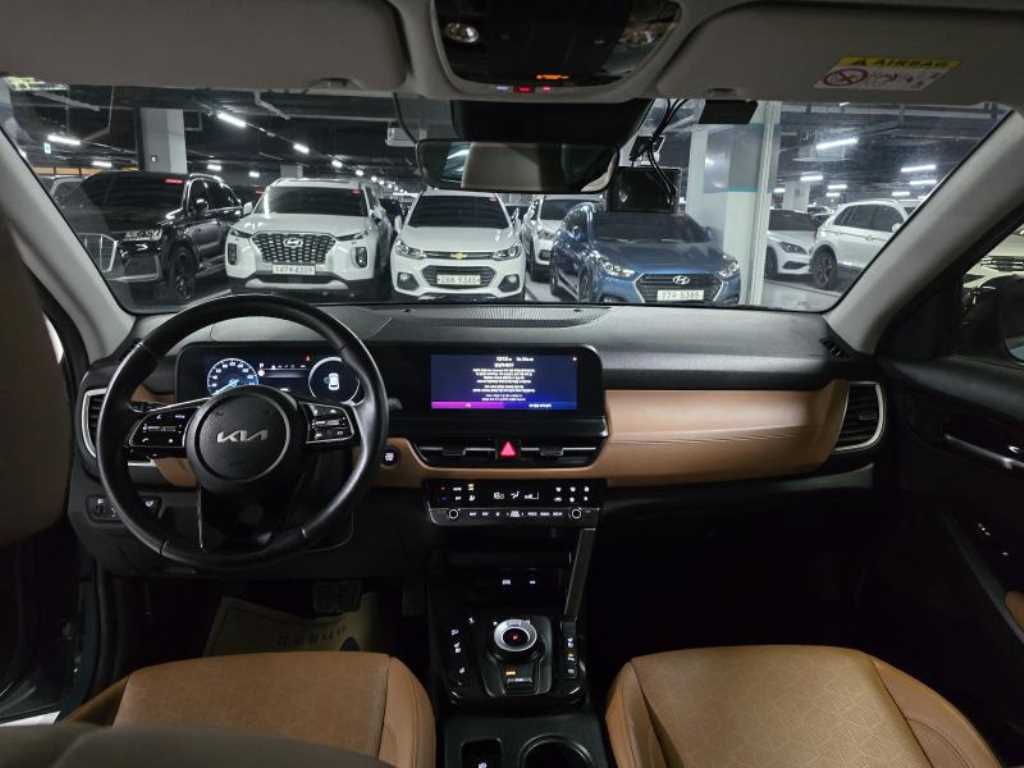 KIA Seltos - Vista 2