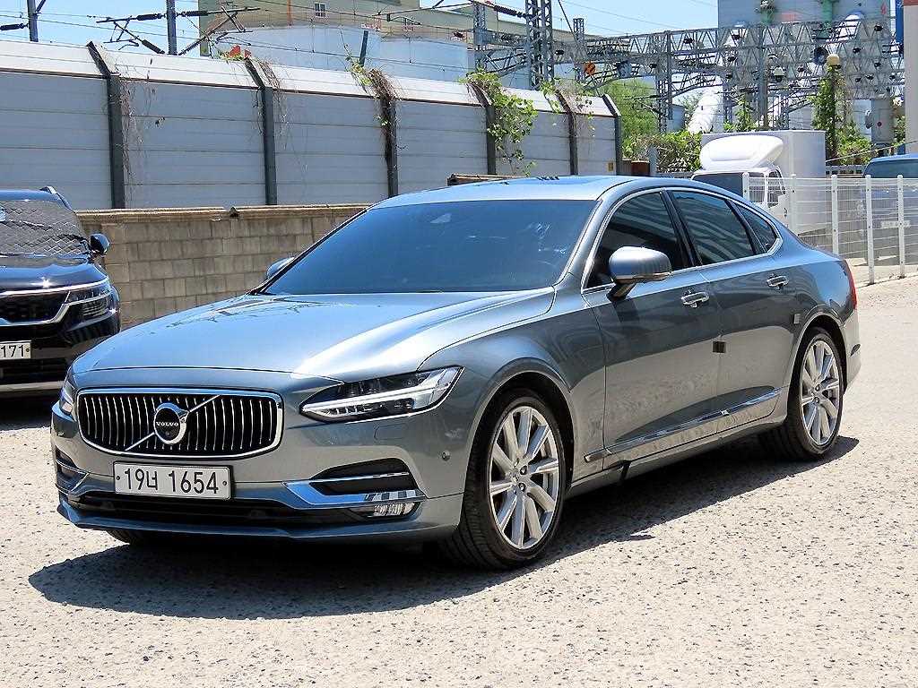 Volvo S90 - Vista 2