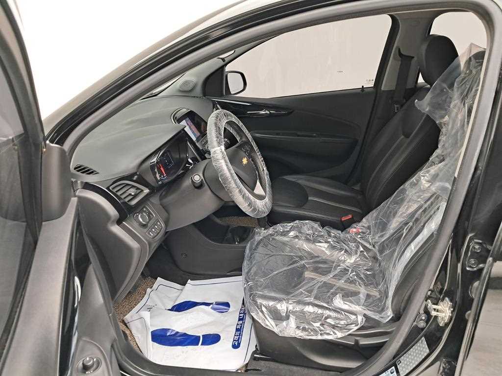 Chevrolet Spark - Vista 11