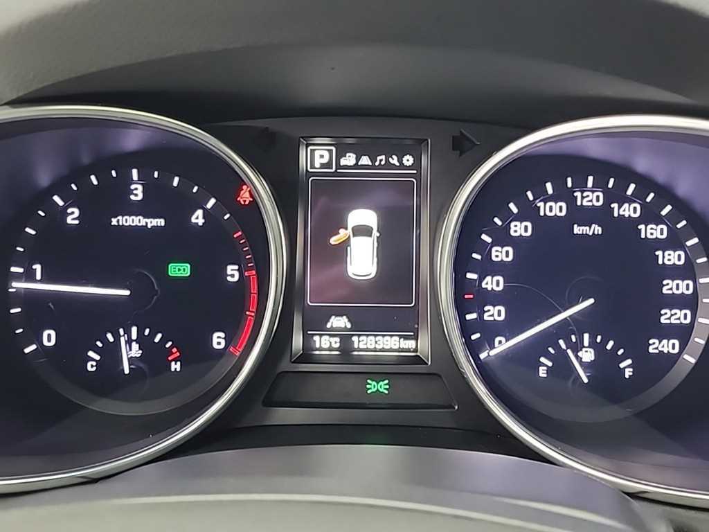 HYUNDAI Santa Fe - Vista 6