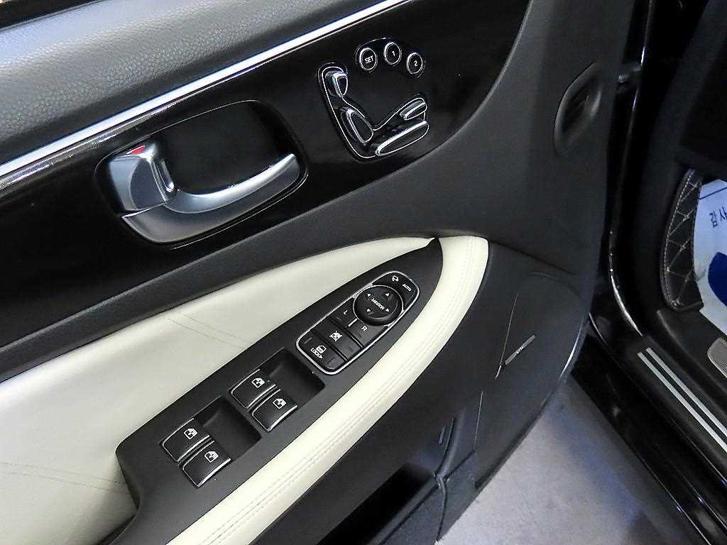 HYUNDAI Equus 2013 Negro - Importación desde Corea - HF Imports Iquique - Foto 13