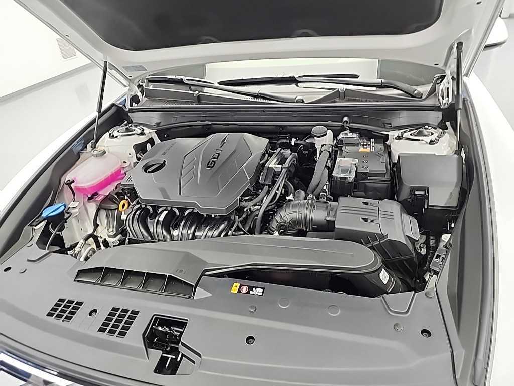 HYUNDAI Grandeur - Vista 5