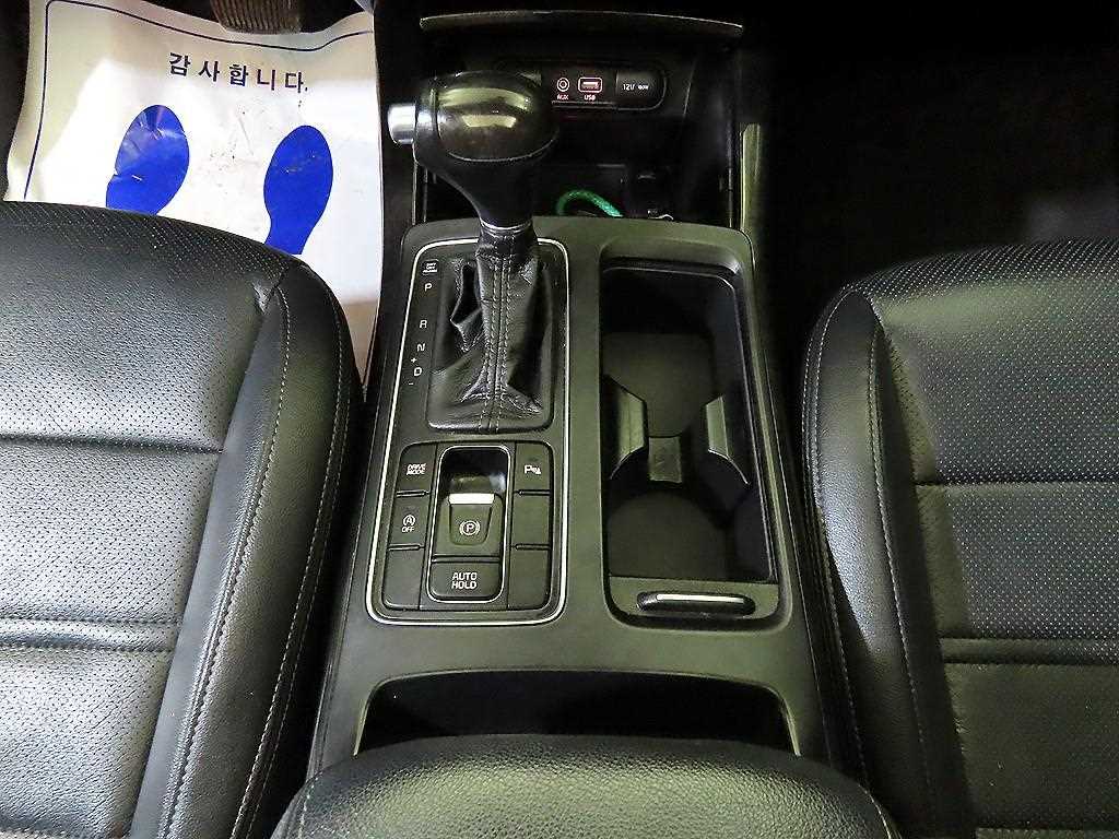 KIA Sorento - Vista 12