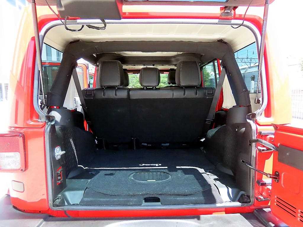 Jeep Wrangler 2017 Rojo - Importación desde Corea - HF Imports Iquique - Foto 16