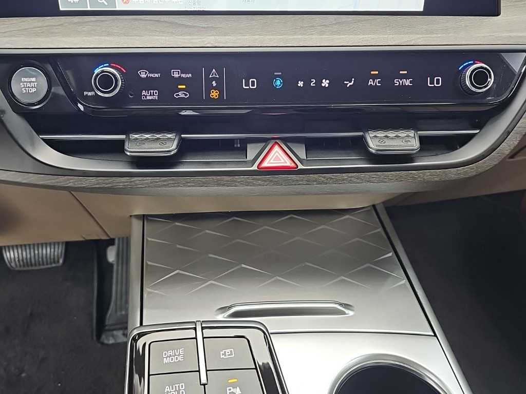 KIA K8 - Vista 10
