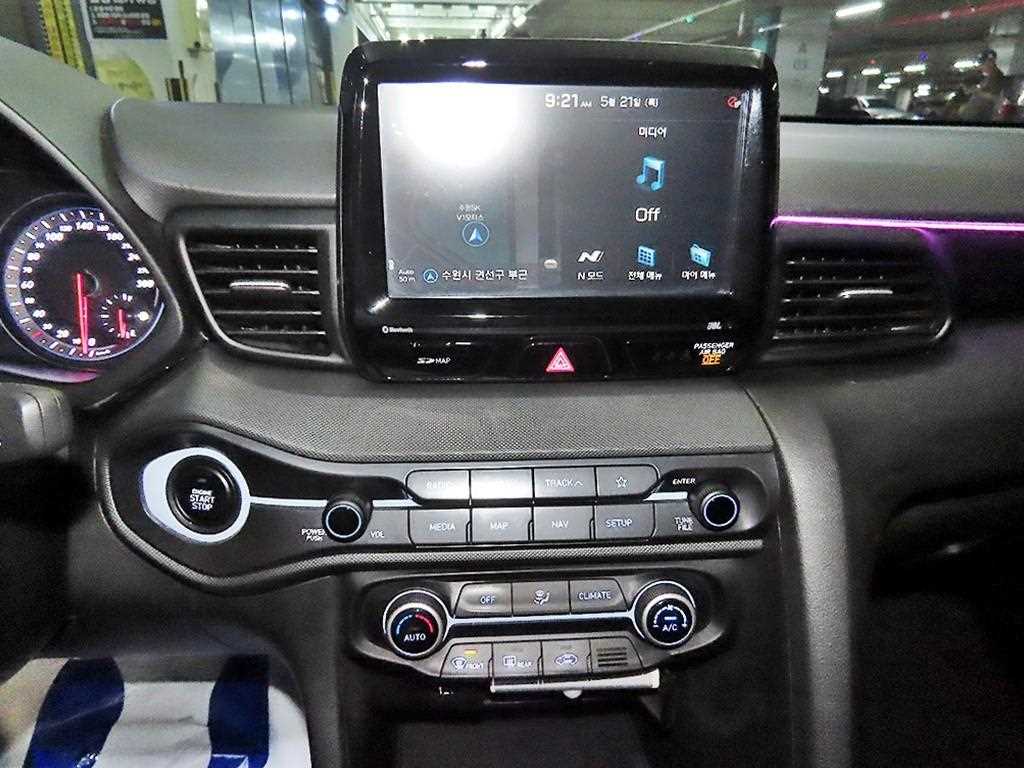 HYUNDAI Veloster - Vista 11