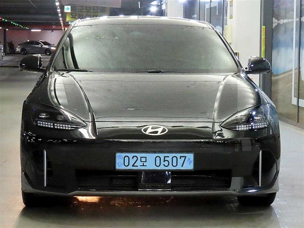 HYUNDAI Ioniq 6 - Vista 2