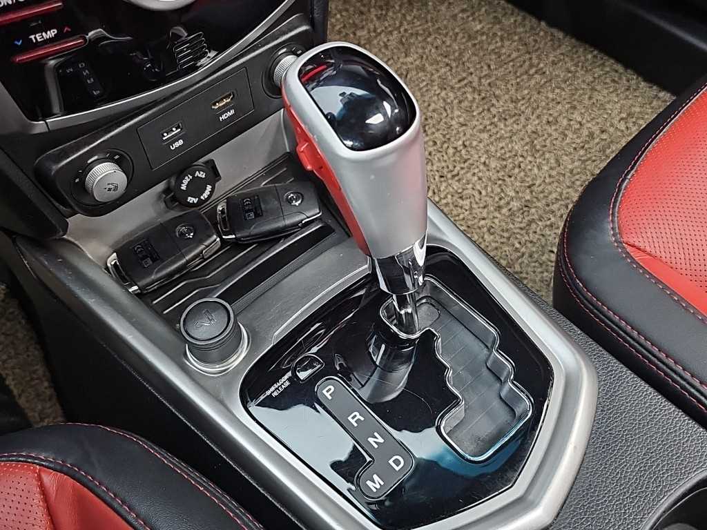 Ssangyong Tivoli - Vista 8