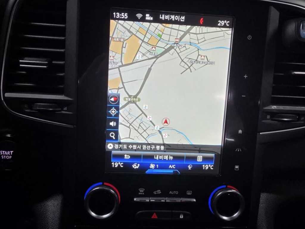 SAMSUNG QM6 - Vista 12