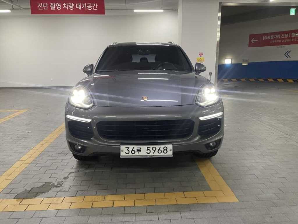 Porsche Cayenne 2016 Gris - Importación desde Corea - HF Imports Iquique - Foto 1