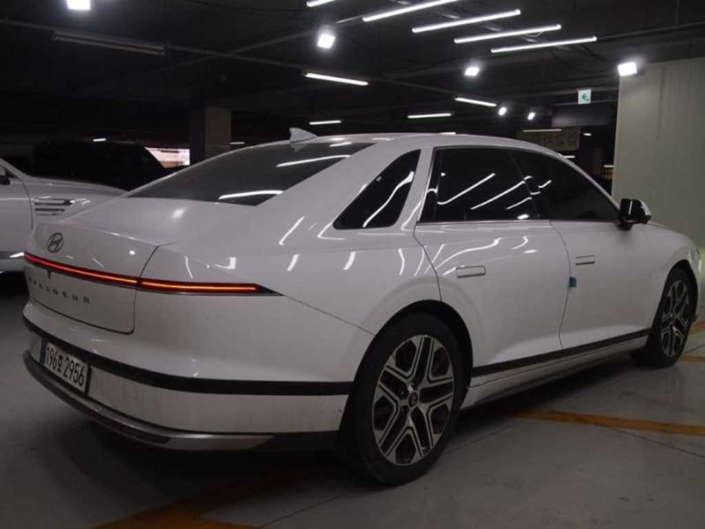 HYUNDAI Grandeur - Vista 6