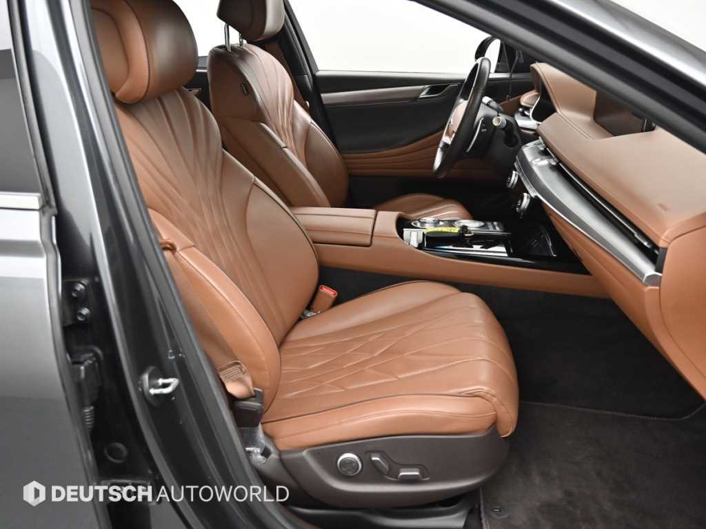 Genesis G80 - Vista 10