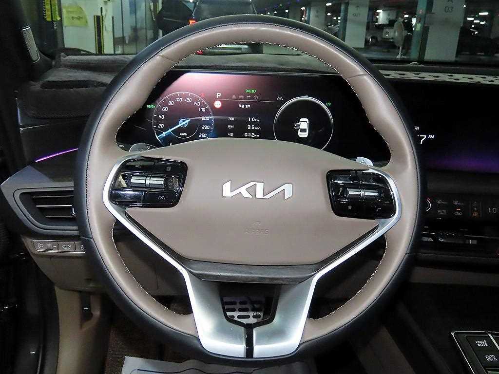 KIA K8 - Vista 8