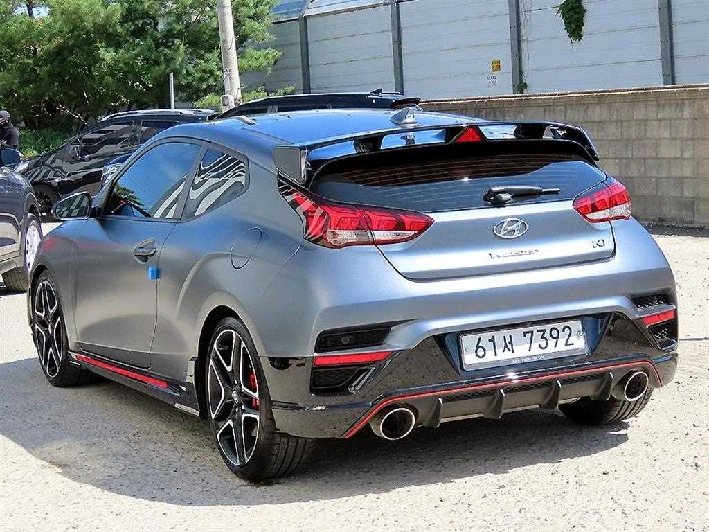 HYUNDAI Veloster - Vista 3