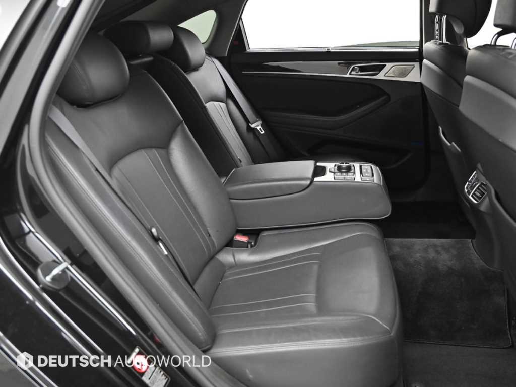 Genesis G80 - Vista 12