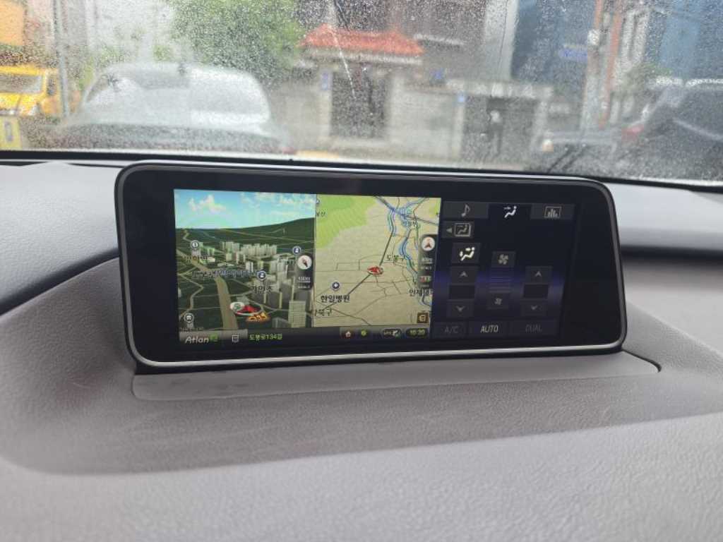 Lexus RX - Vista 10