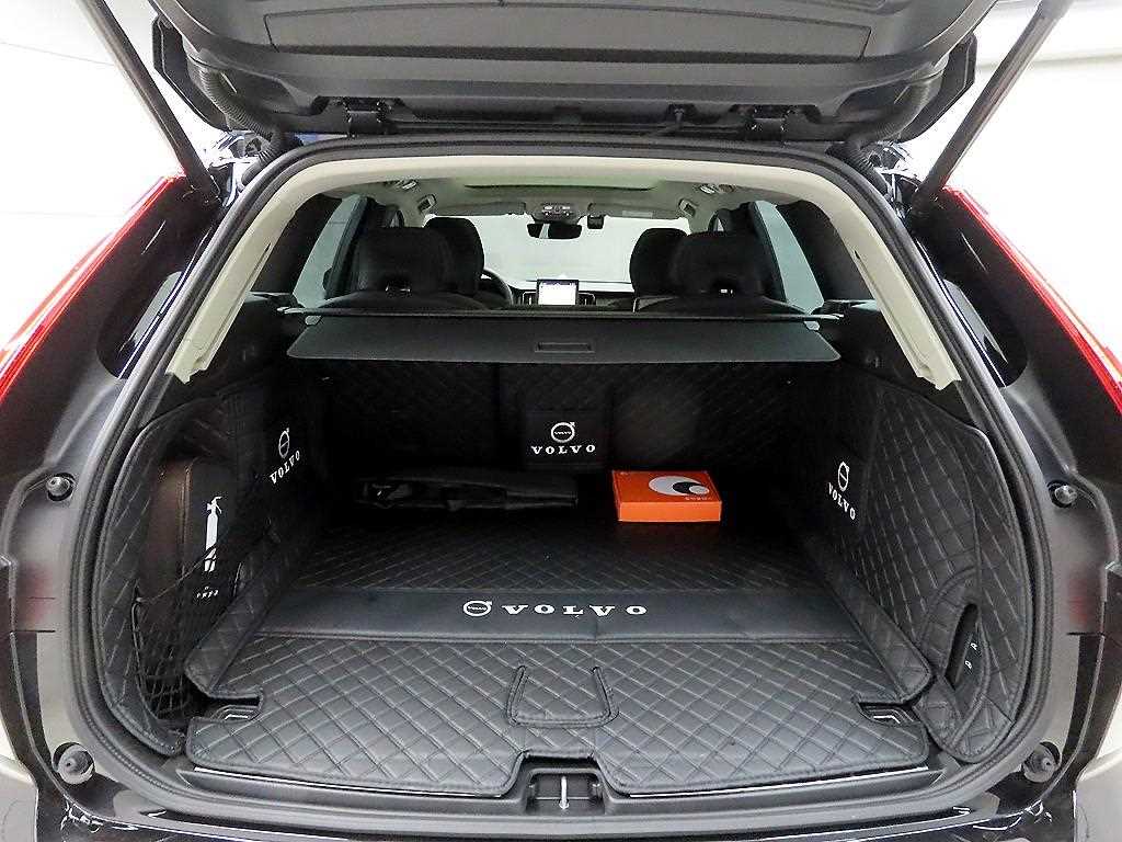 Volvo XC60 2026 Negro - Importación desde Corea - HF Imports Iquique - Foto 18