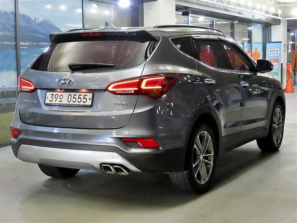 HYUNDAI Santa Fe - Vista 4