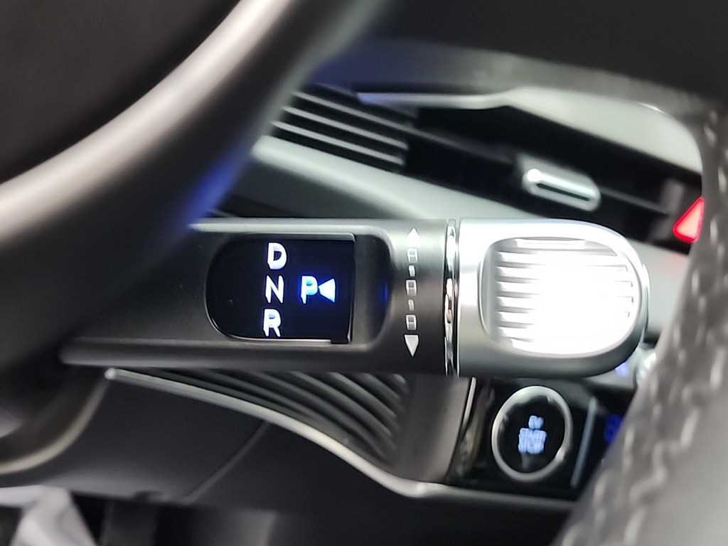 HYUNDAI Ioniq 5 - Vista 8