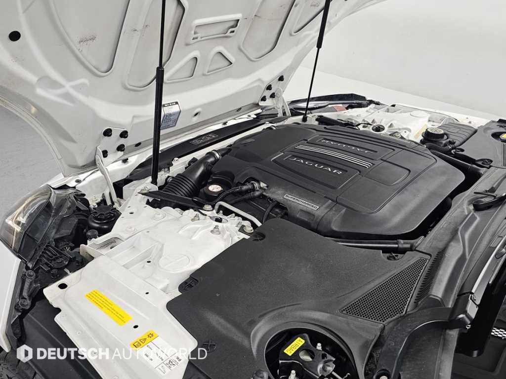 Jaguar F-TYPE - Vista 6